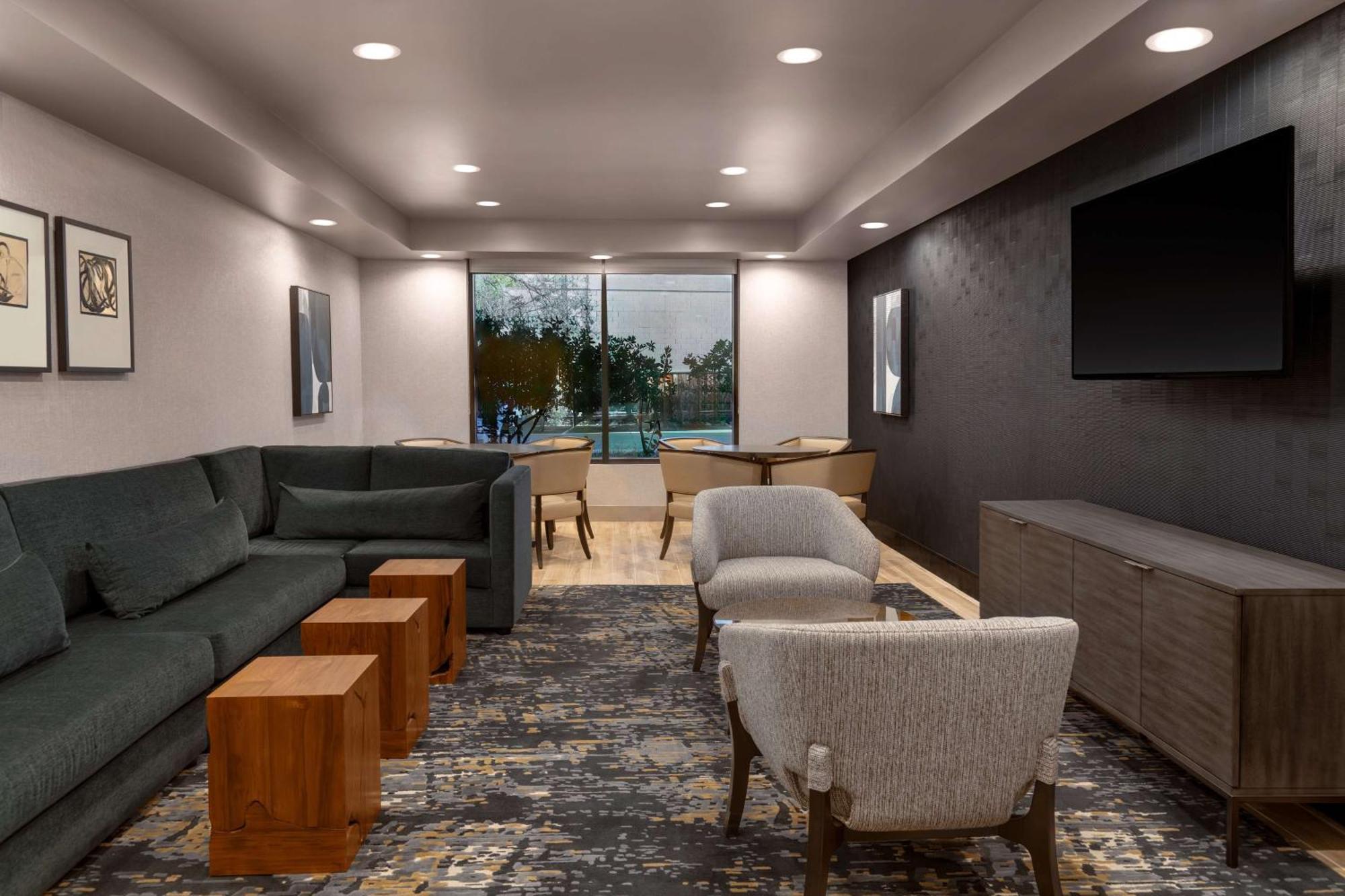 Homewood By Hilton Hotel 3*